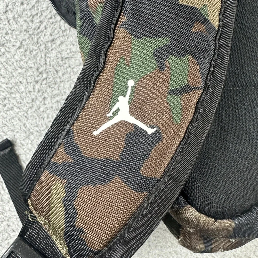 Jordan Jumpman Camo Backpack‎ Large Green Brown Red Woodland Camouflage Bag